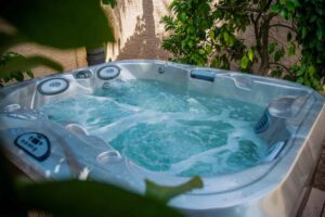 Outdoor Jacuzzi Hot Tub Improve American Lifestyle